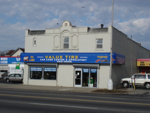 Hoover Theatre - The Hoover As Of 2005 From Eric Mackey (newer photo)